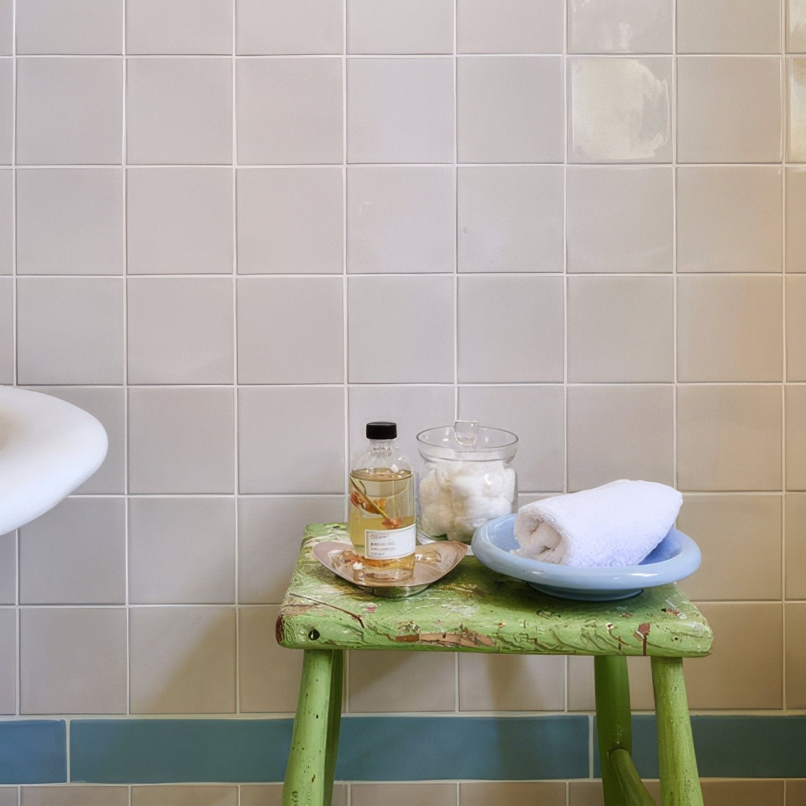 Tunstall Ceramic Deep White Square