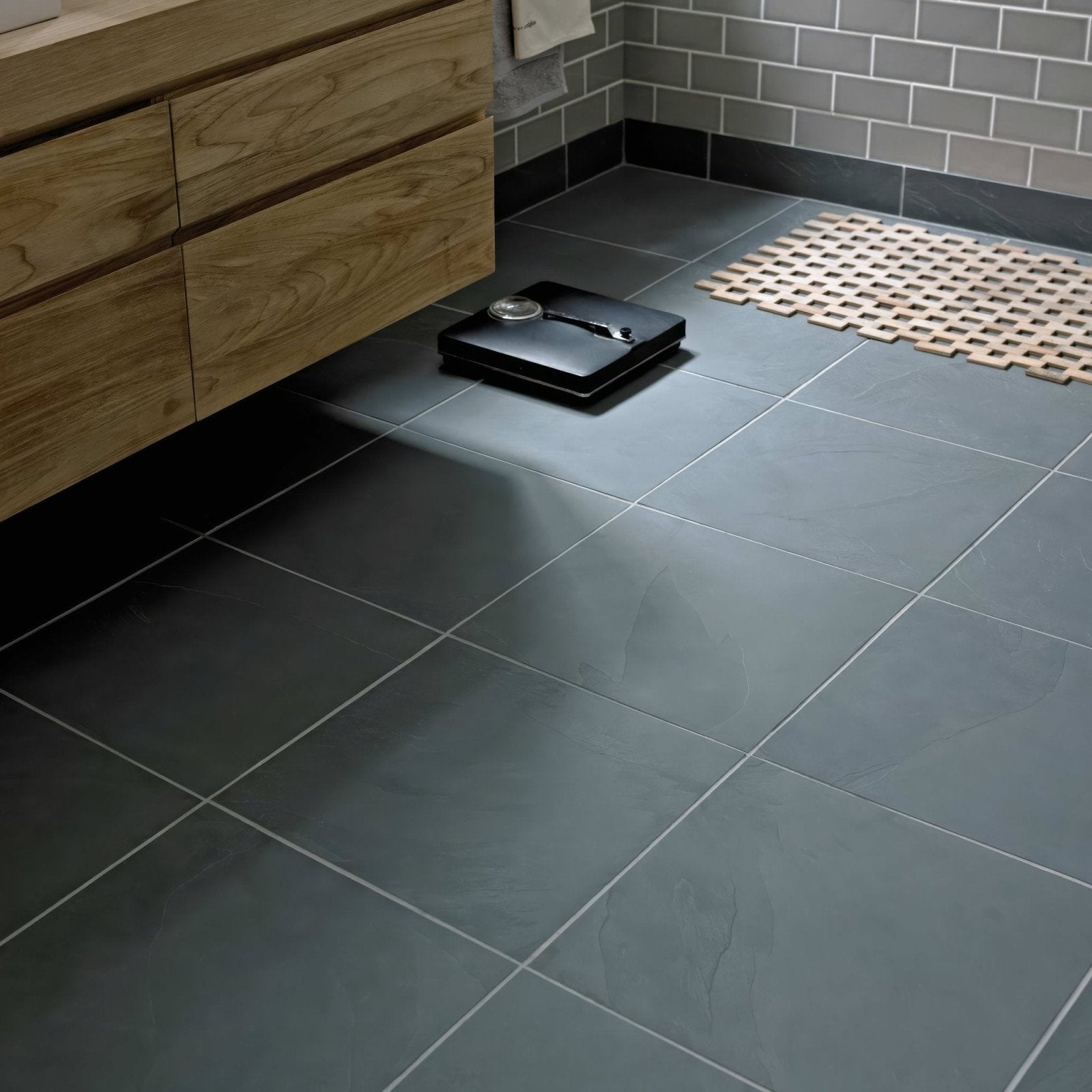 Urban Slate 60 x 60 Black/Grey