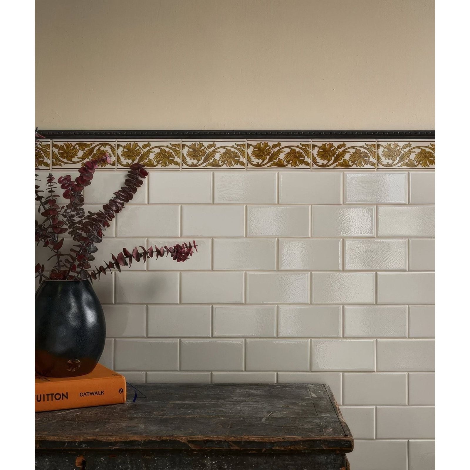 Victorian Style™ Wall Ceramic Cotton White Metro