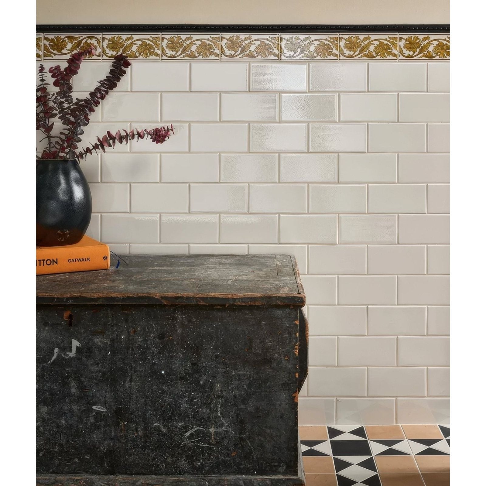 Victorian Style™ Wall Ceramic Cotton White Metro