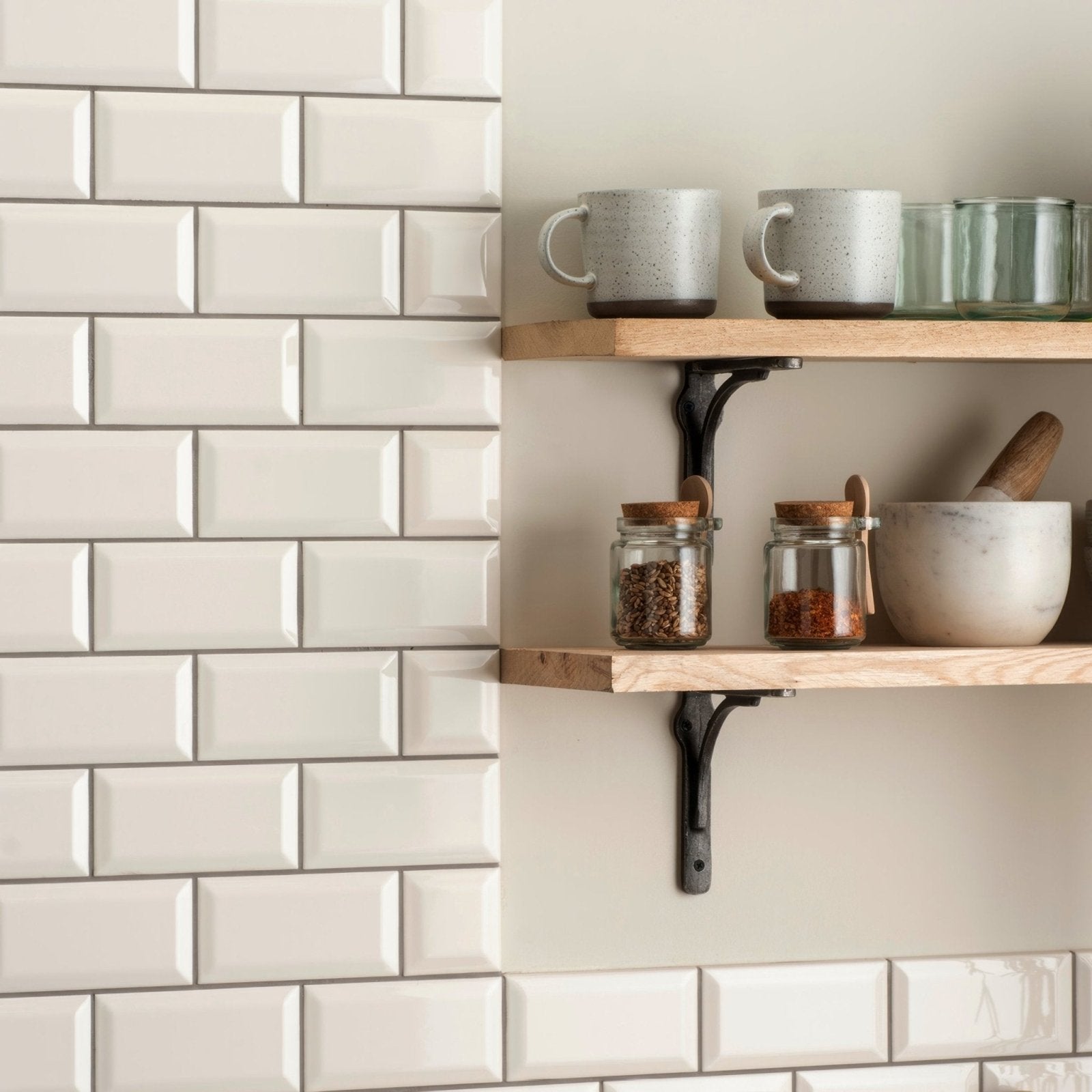 Vintage White Metro Bevelled Tile 75 x 75mm