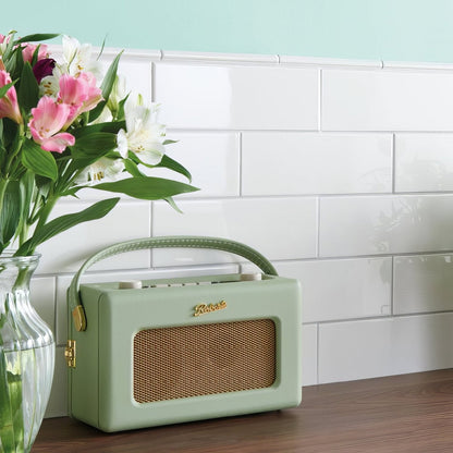 Vintage White Omega Moulding