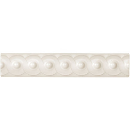 Vintage White Scroll Moulding