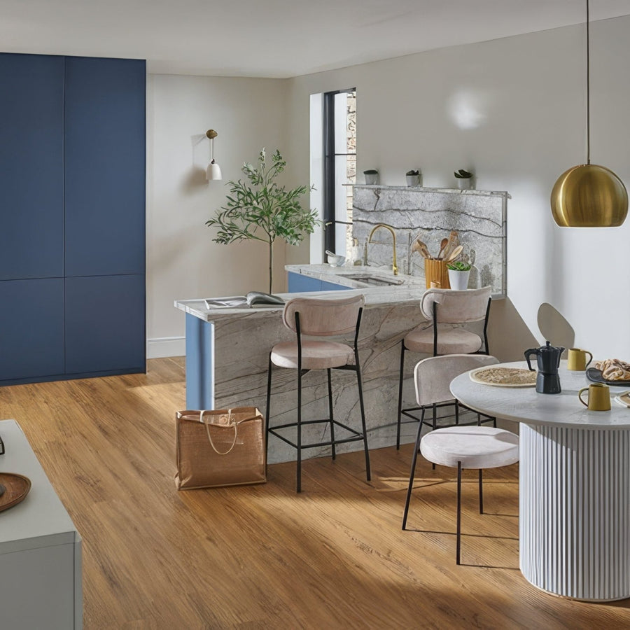 Weymouth Millhouse Oak warm oak wood-effect flooring