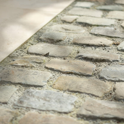 Windsor Sandstone Cobble Reclaimed & Sawn