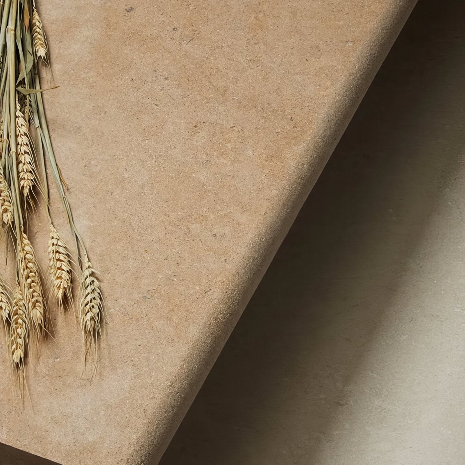 Wychwood Limestone Etched Bullnose Coping