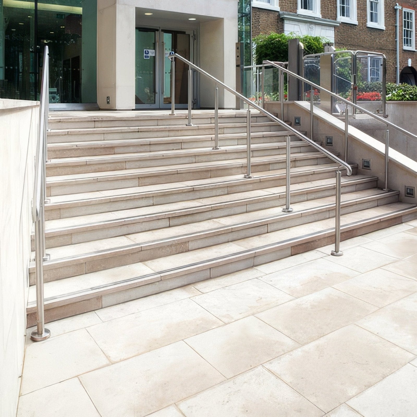 Wychwood Limestone Paving Etched Finish beige limestone paving, detail
