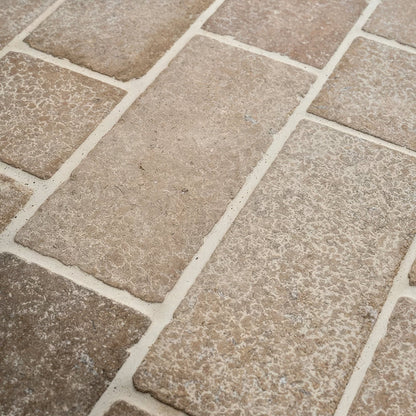 Wychwood Limestone Tumbled & Etched Cobble