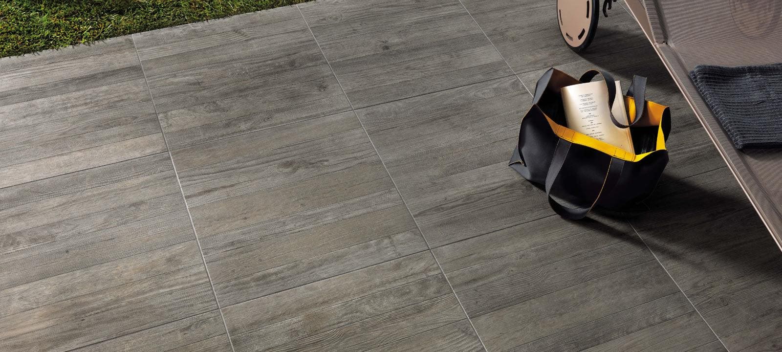 Axis Outdoor – Grey Timber 20mm