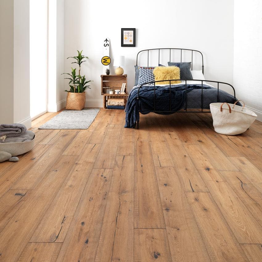 Warm-toned Berkeley Cottage oak hardwood floor with natural wood grain and subtle knots in oak material