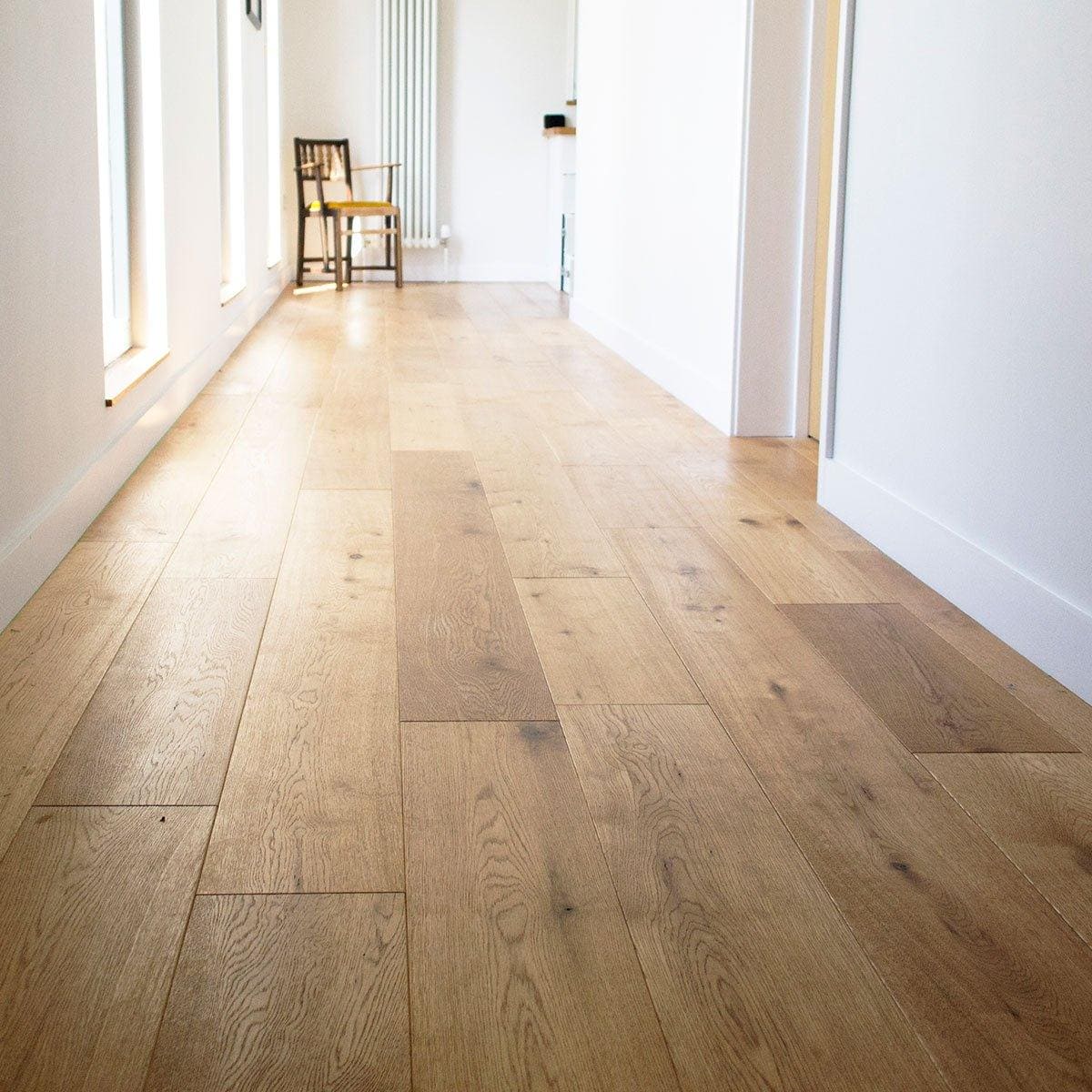 Eiger Oak Brushed & Hardwax Oiled