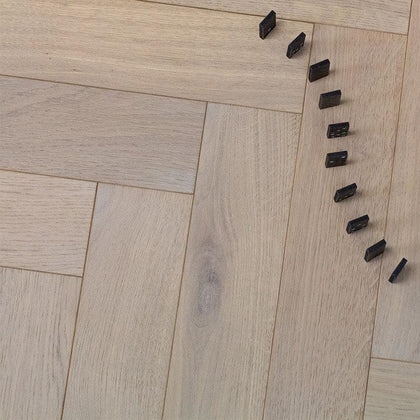 Goodrich Feather Oak