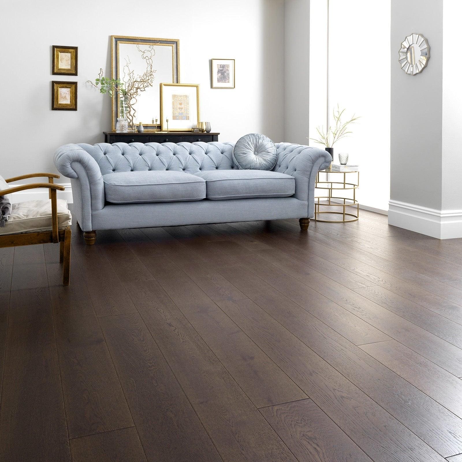 Harlech Chocolate Oak