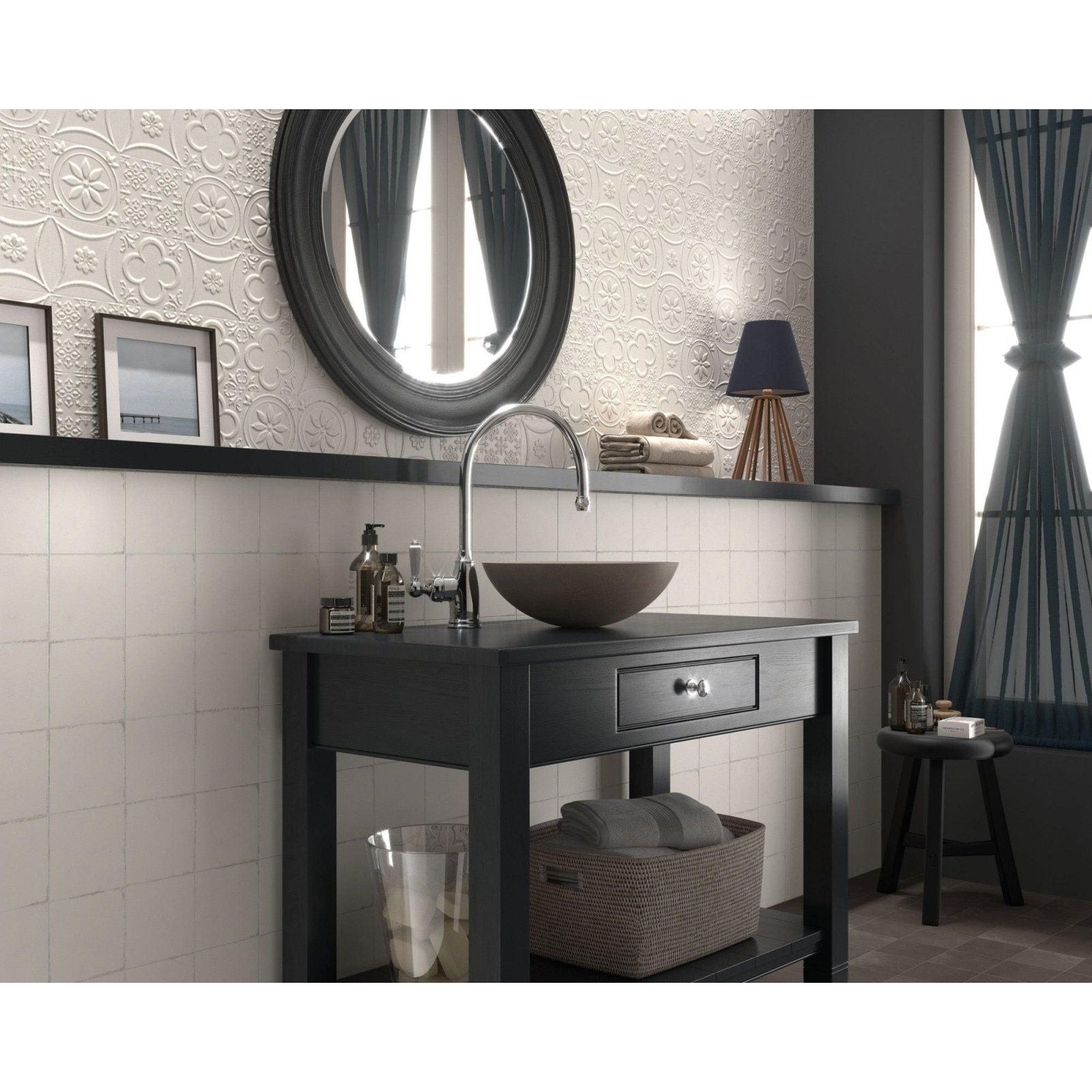 Lavabo Berlin Bone beige vessel sink on a wooden vanity with a black countertop