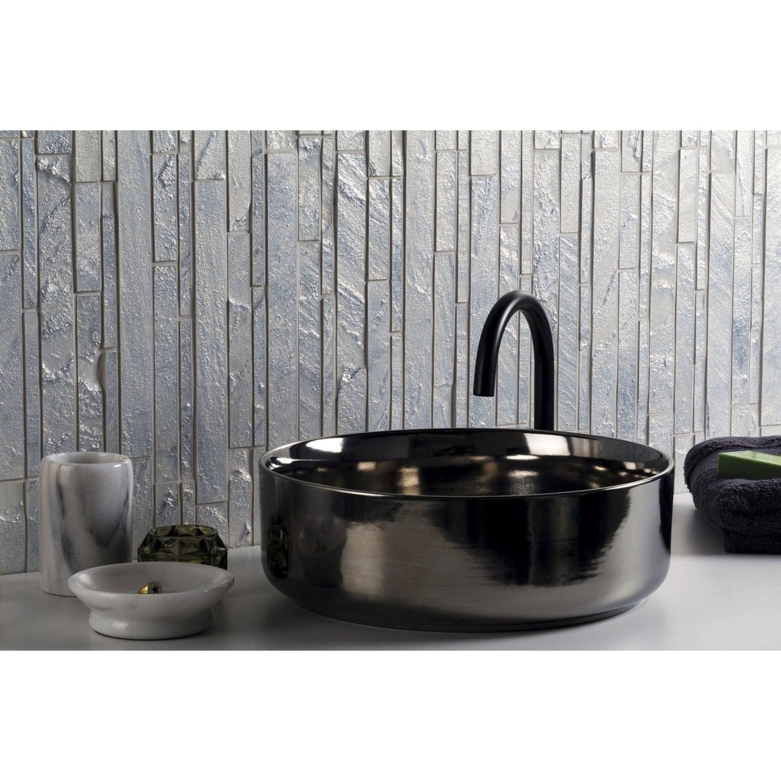 Shiny black ceramic vessel sink lavabo Extreme Mercury with sleek modern design for bathroom use