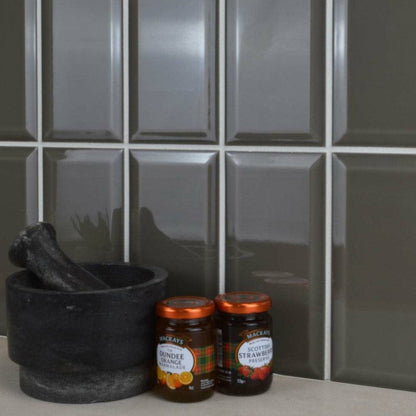 Metro Dark Grey Gloss