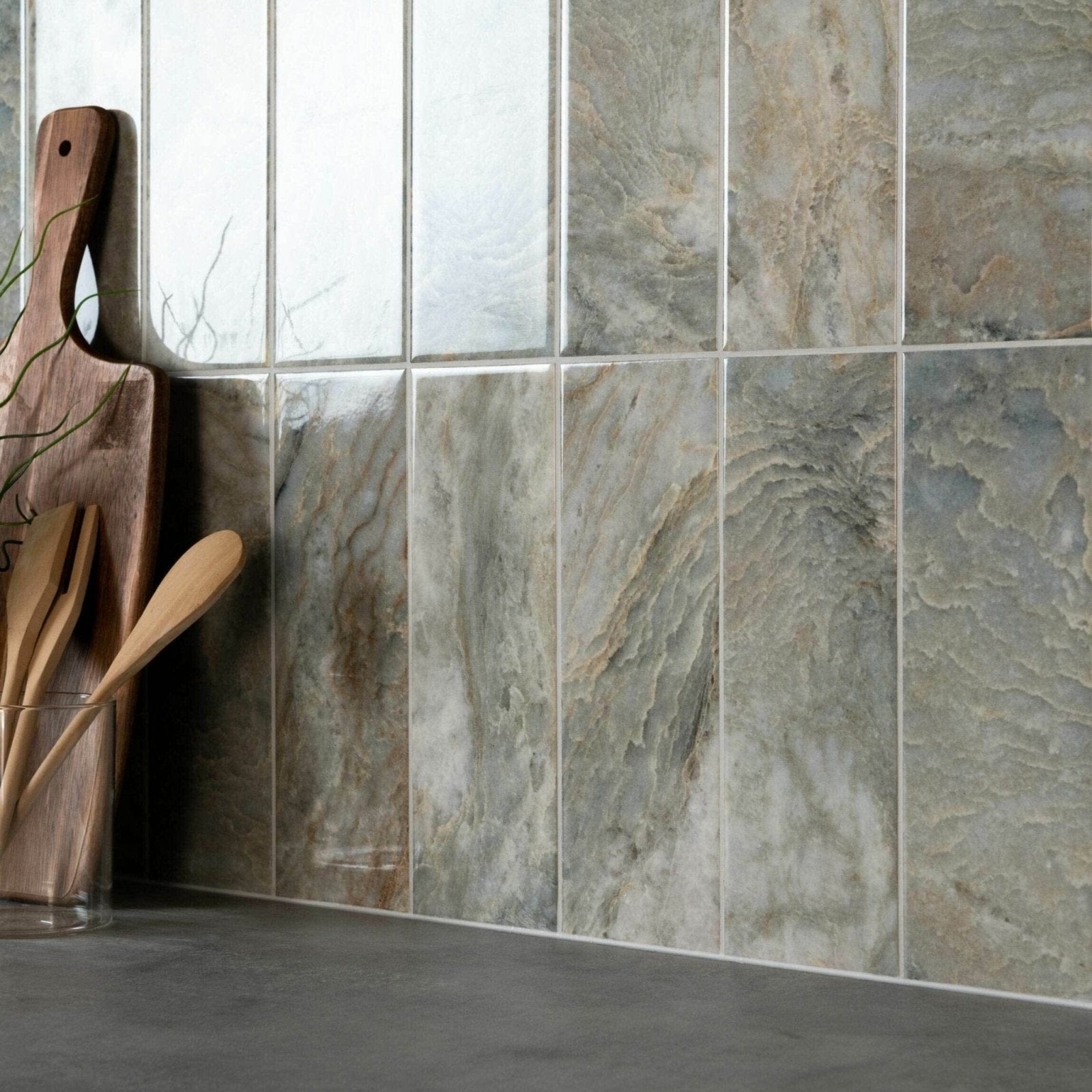 Gray and beige marble-effect kitchen tiles onix verde with subtle veining for elegant wall or floor design