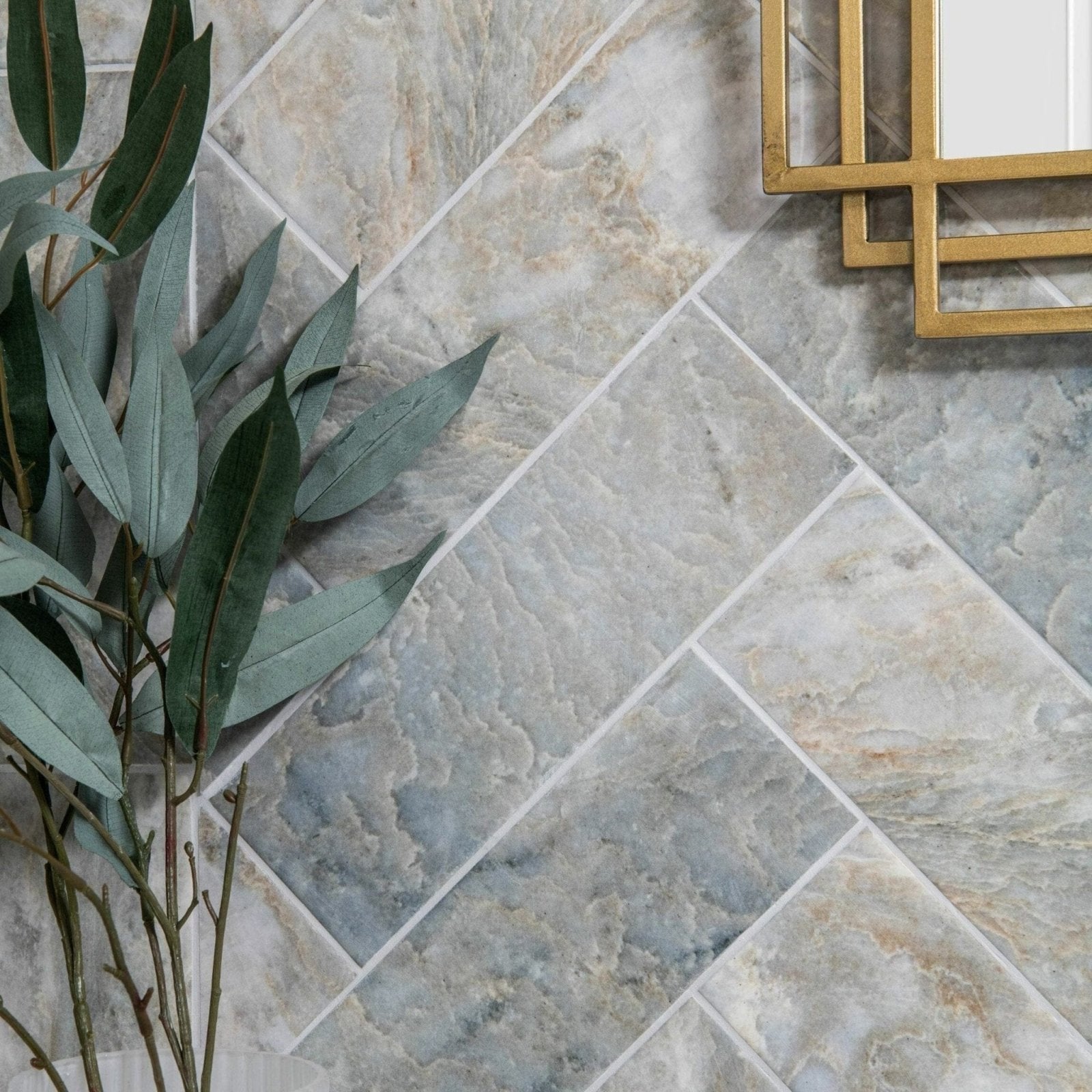 Onix Verde shown as flooring