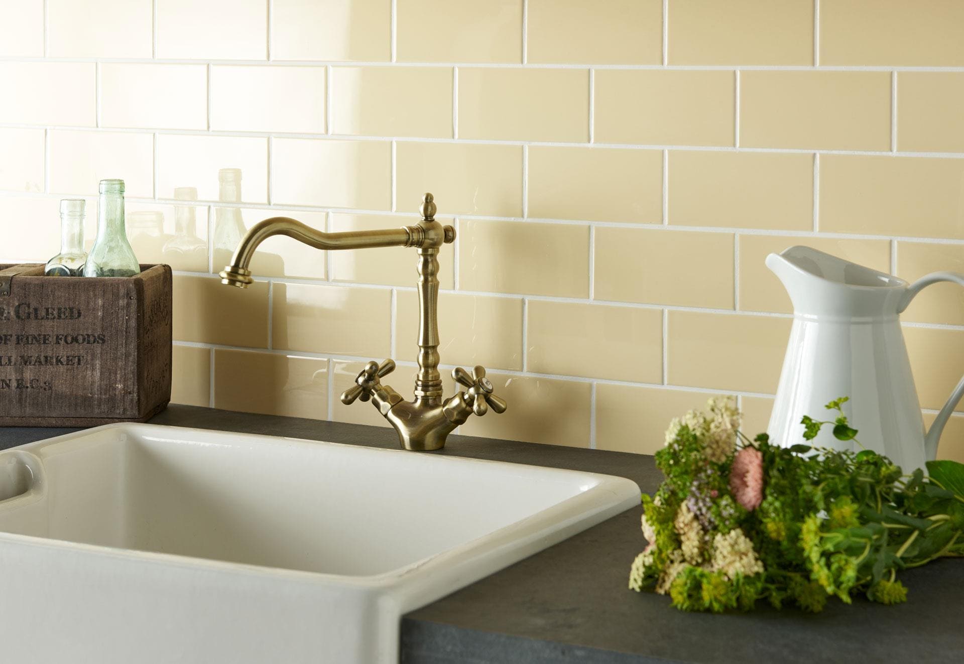 Regency Cream Half Tile