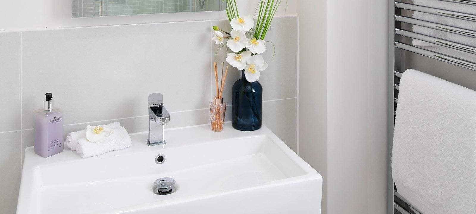 Select Bianco Matt 30 x 60cm