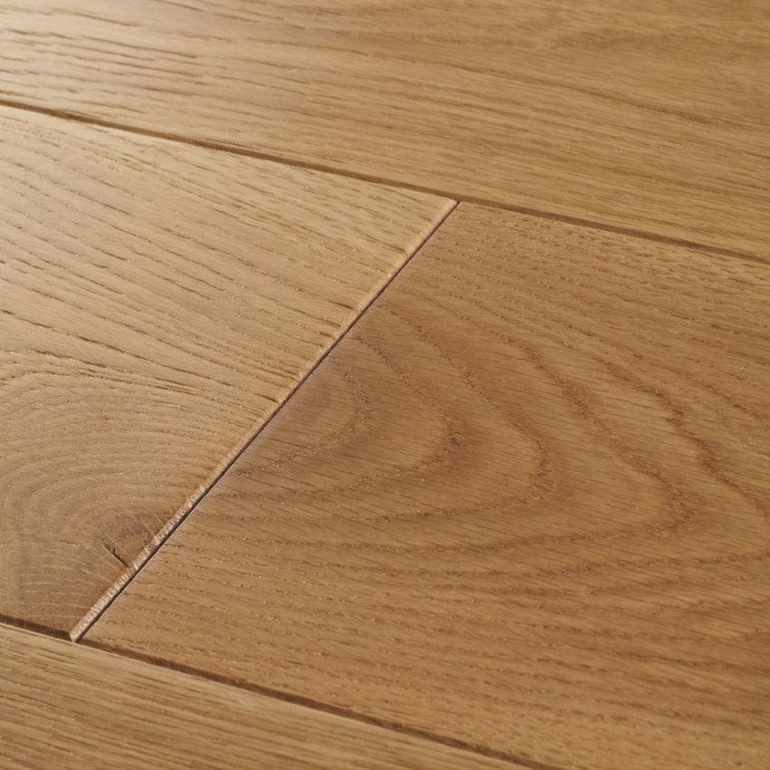 Light oak hardwood flooring with natural wood grain and warm-toned finish from York Select Oak collection