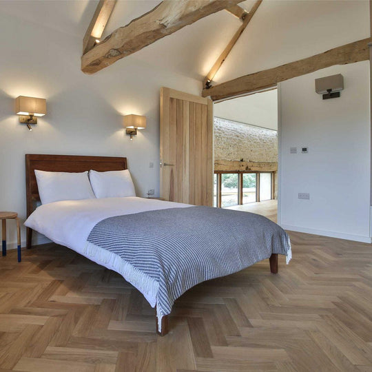 ZB108 Natural Oak - alternate view